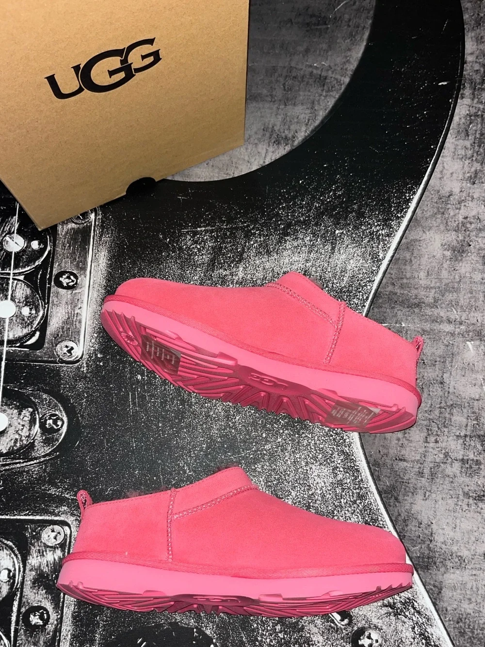 NIB UGG Classic Micro